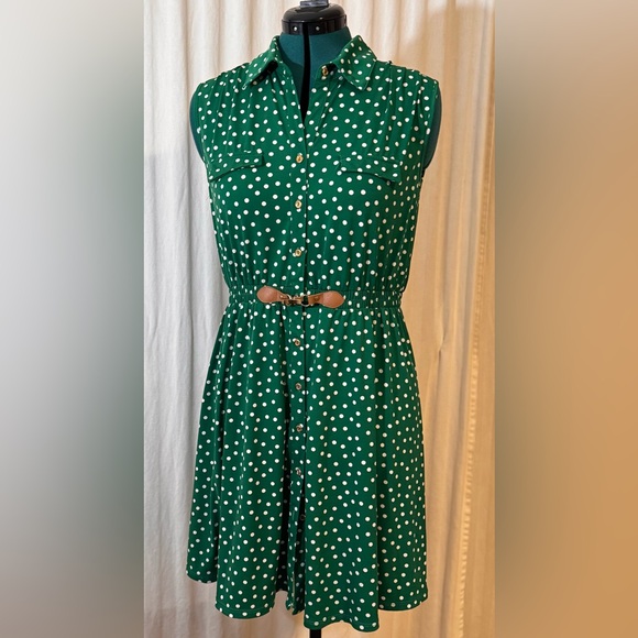 Ryan Michelle Dresses & Skirts - Ryan Michelle Green Polka Dot Sleeveless Fit and Flare Dress Size petite large
